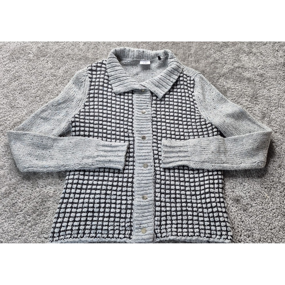 Cabi‎ Womens Cardigan Sweater Size Small Square Stitch Gray Snap Knit